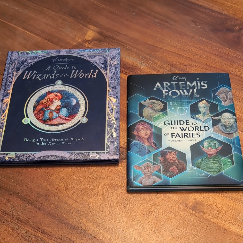 Disney Artemis Fowl Fairy Guide - Blue and Green